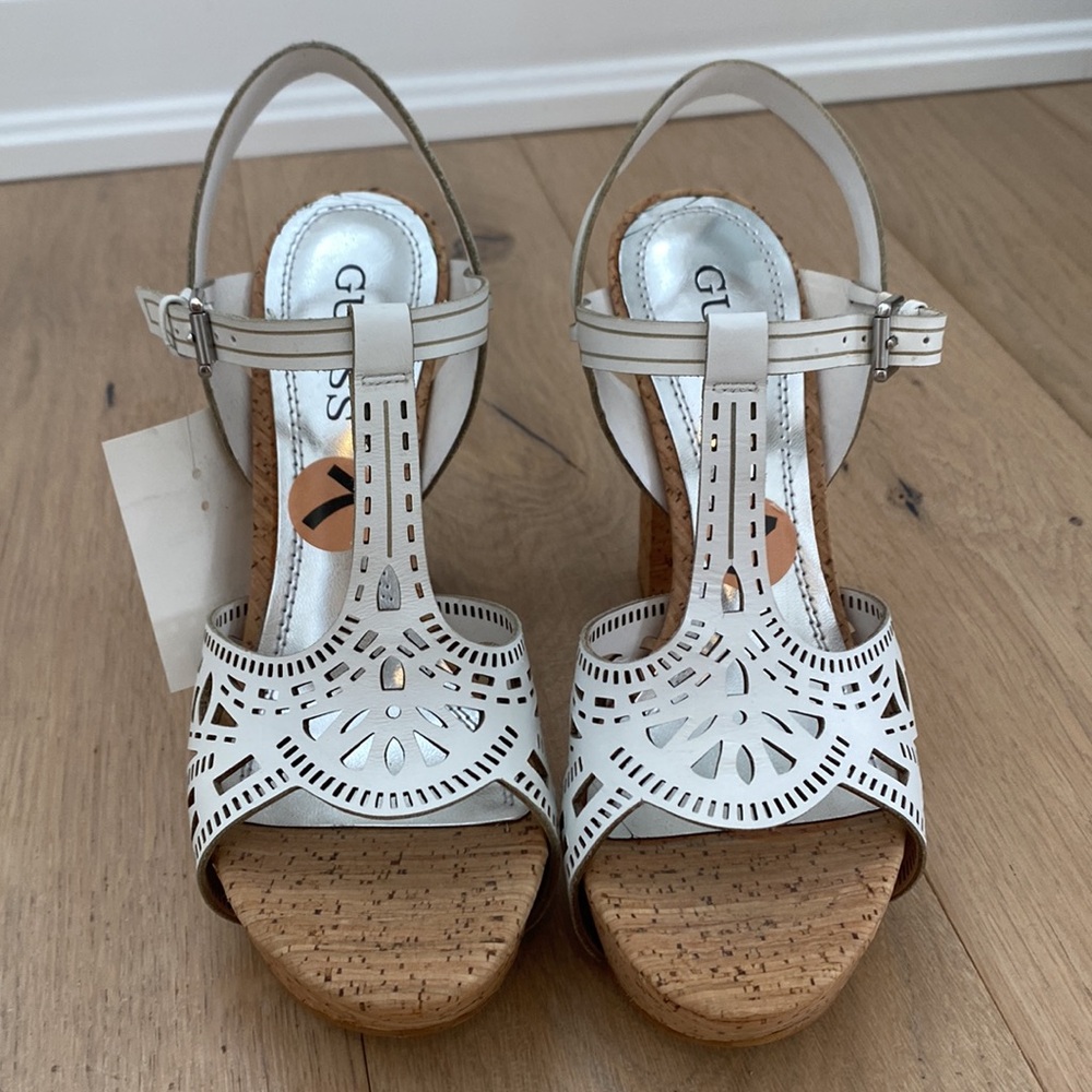 Guess Heeled Sandals In White Size 7 NWT